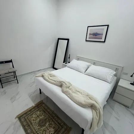 San Ferdinando Appena Ristrutturato Centro Storico Daire