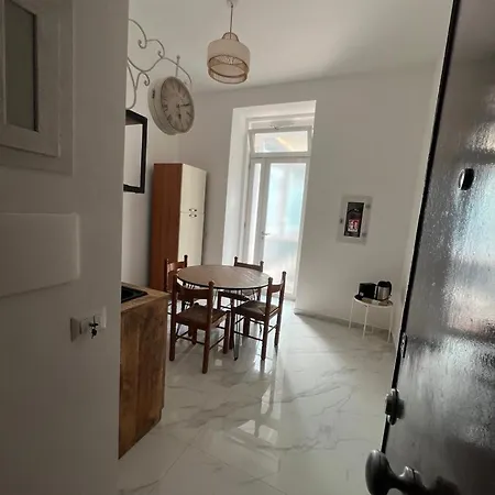 Daire San Ferdinando Appena Ristrutturato Centro Storico