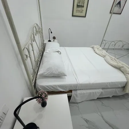 San Ferdinando Appena Ristrutturato Centro Storico Daire Napoli