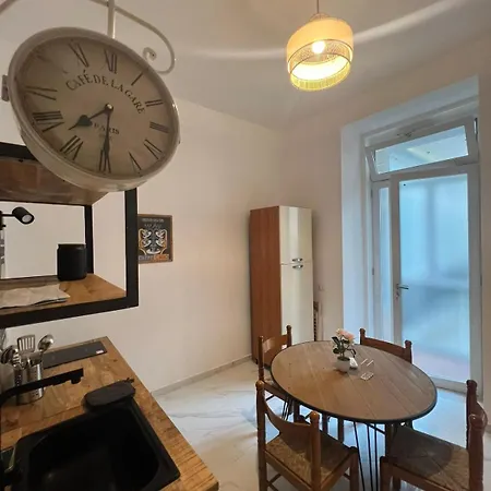 San Ferdinando Appena Ristrutturato Centro Storico Apartment *